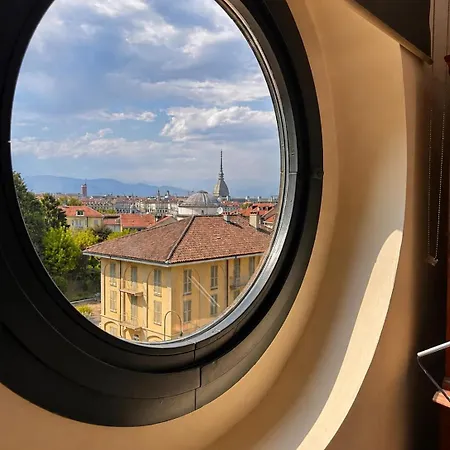 Attico Panoramico D'autore Con Torre Vista Su Monumenti Iconici * تورينو